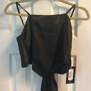 NWT Cheryl Creations black bandanna tie back top. Size M